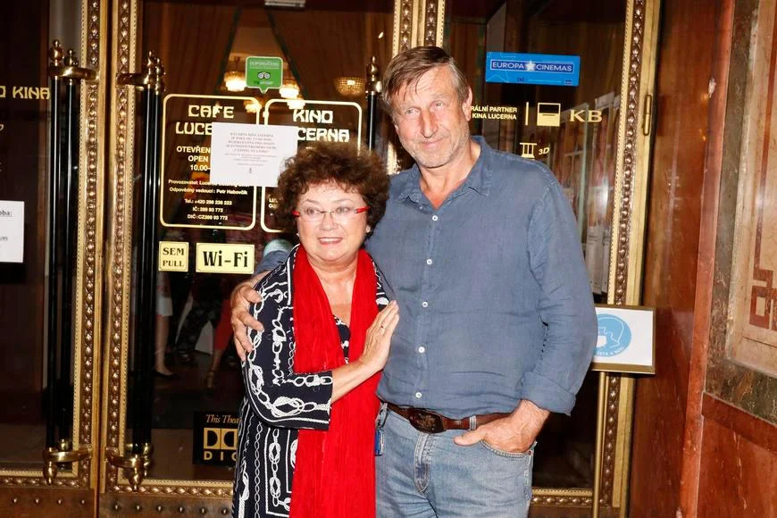 „Může za to narkóza,“ říká o zdravotním stavu své ženy Václav Vydra