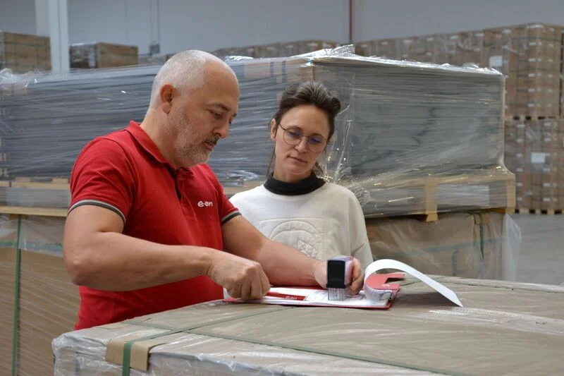 Slunce pro Ukrajinu: společnost E.ON podpořila energetickou nezávislost dalších ukrajinských měst