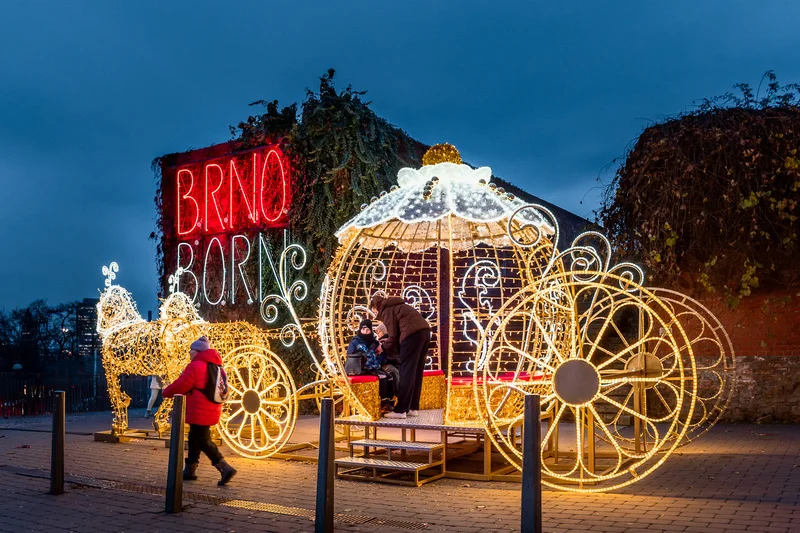 Lidé si užijí nejoblíbenější atrakce brněnských Vánoc i po novém roce
