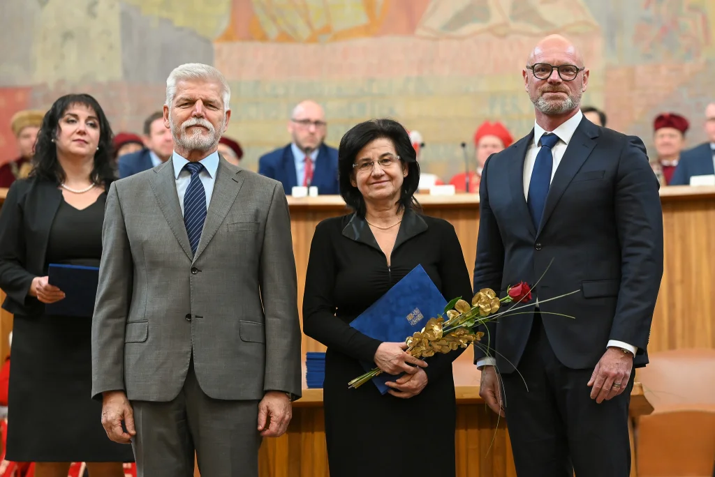 Prezident jmenoval nové profesory lékařských fakult. Která jména mezi nimi najdete?