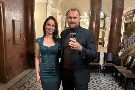 Ženy nechtějí dokonalé muže. Chtějí bezpečí, říká kouč Sláva Černý