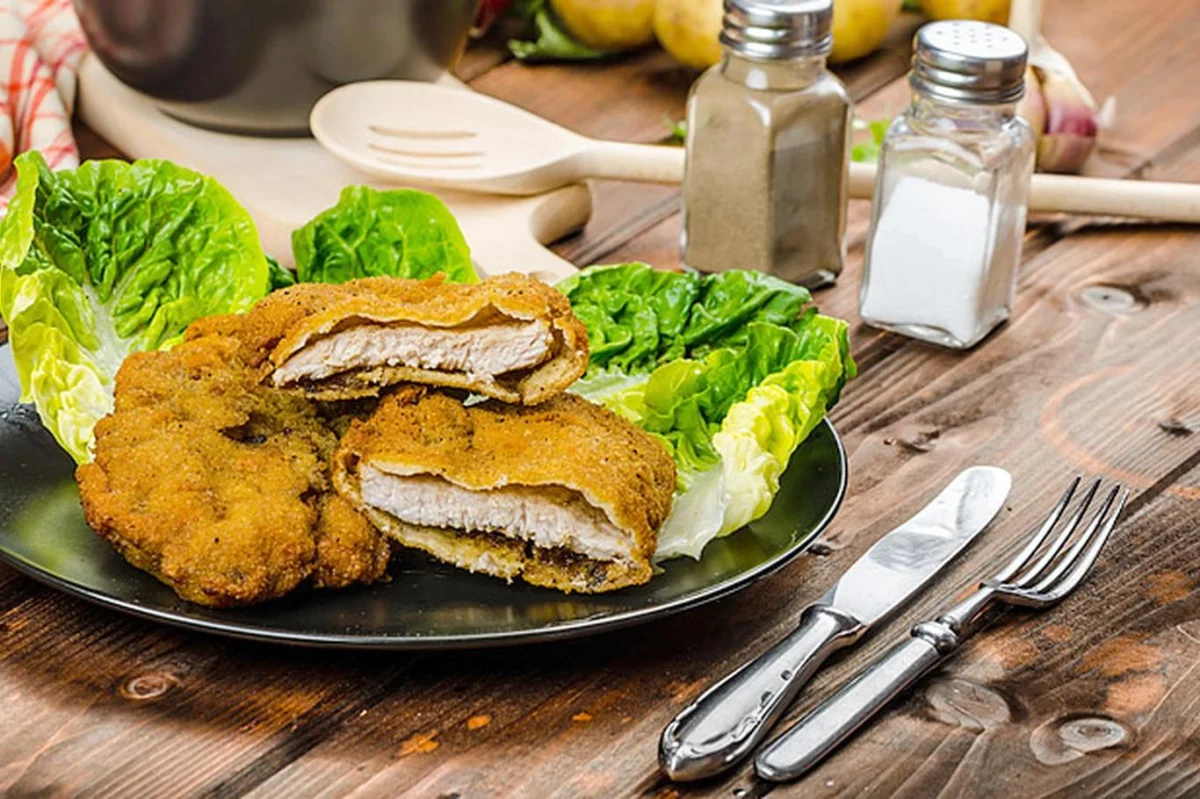 Vánoce podle Pohlreicha: Udělejte si řízek a salát přesně podle jeho receptu