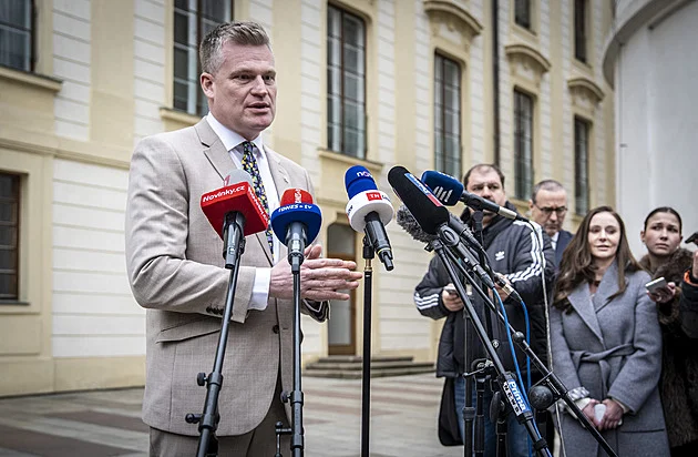 Pohovor se záškolákem, Filipu Turkovi by u prezidenta nepomohlo ani klečení na hrachu