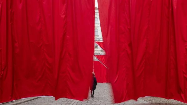 Vánoce jsou často jen přehlídkou zlozvyků. V centru Brna vznikla intimní zóna pro všechny, koho děsí vánoční shon