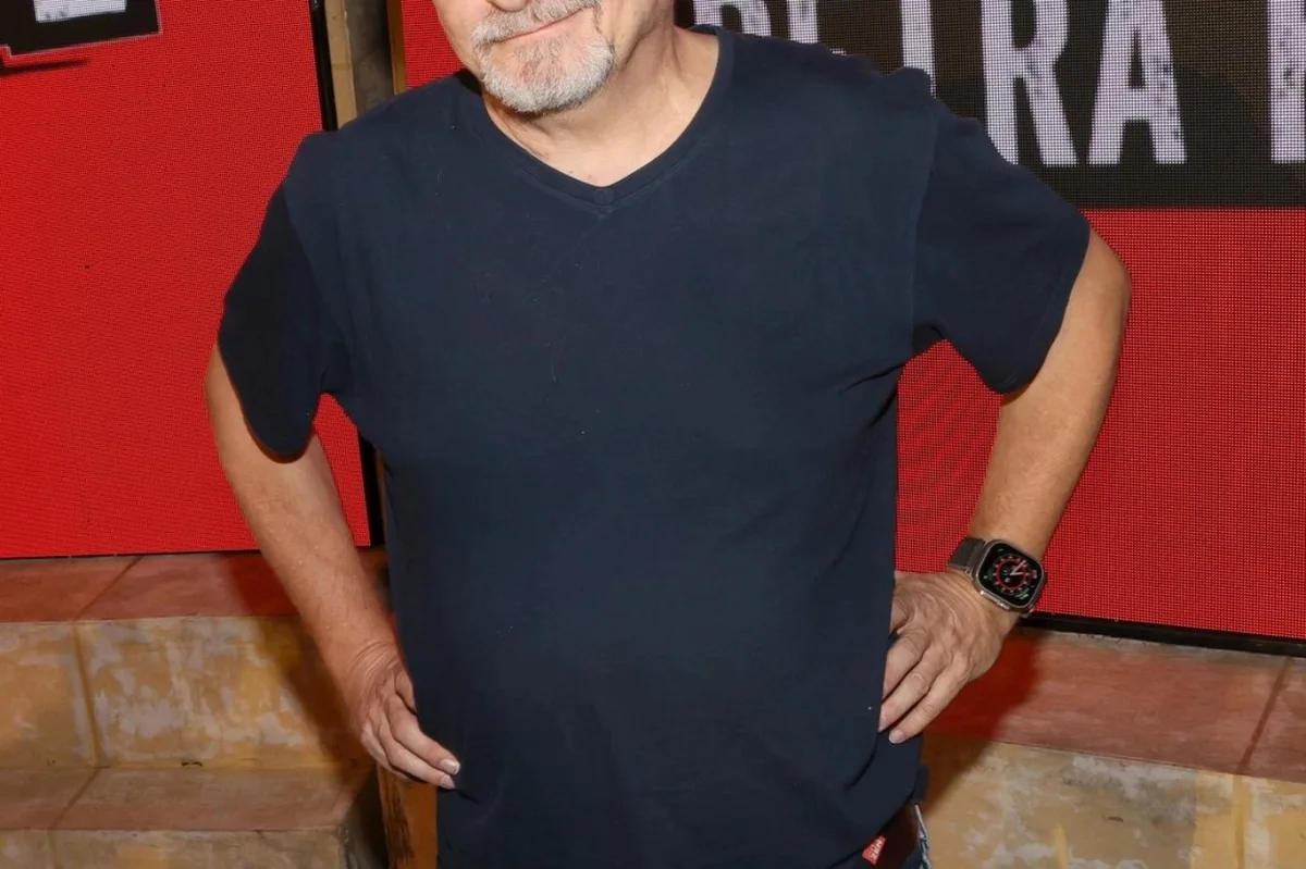 Ta podoba! Mladší bratr Michala Suchánka vypadá stejně jako herec před lety v Tele Tele, podívejte