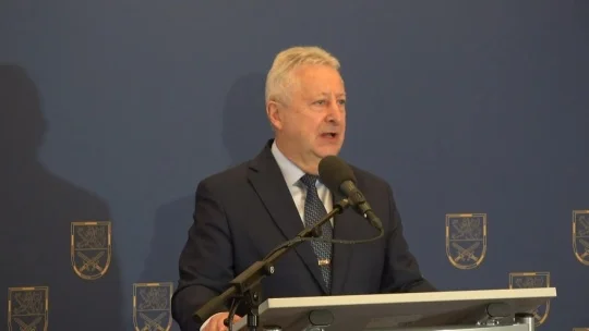 SPD podle Fialy neuvažuje o výměně ministra obrany Zůny