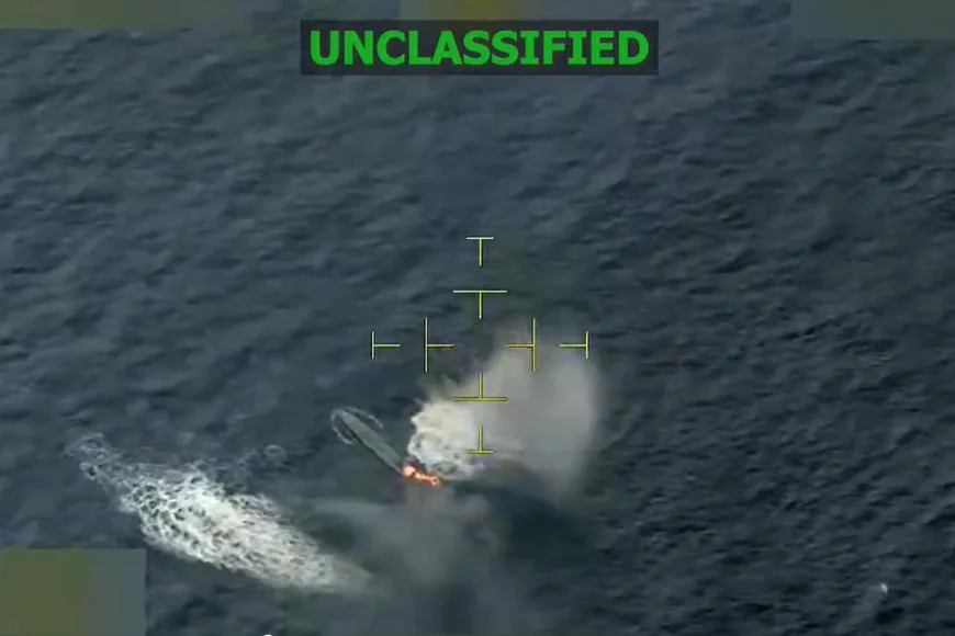 Američané potopili další člun v Tichomoří. Údajný pašerák nepřežil
