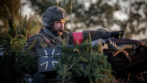 Tektonický posun v evropské bezpečnosti: Konec víry v automatickou americkou ochranu