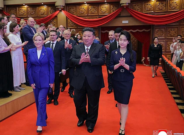 Diktátor Kim zasvětil dceru politice v mladém věku. Sám trávil dětství v Evropě