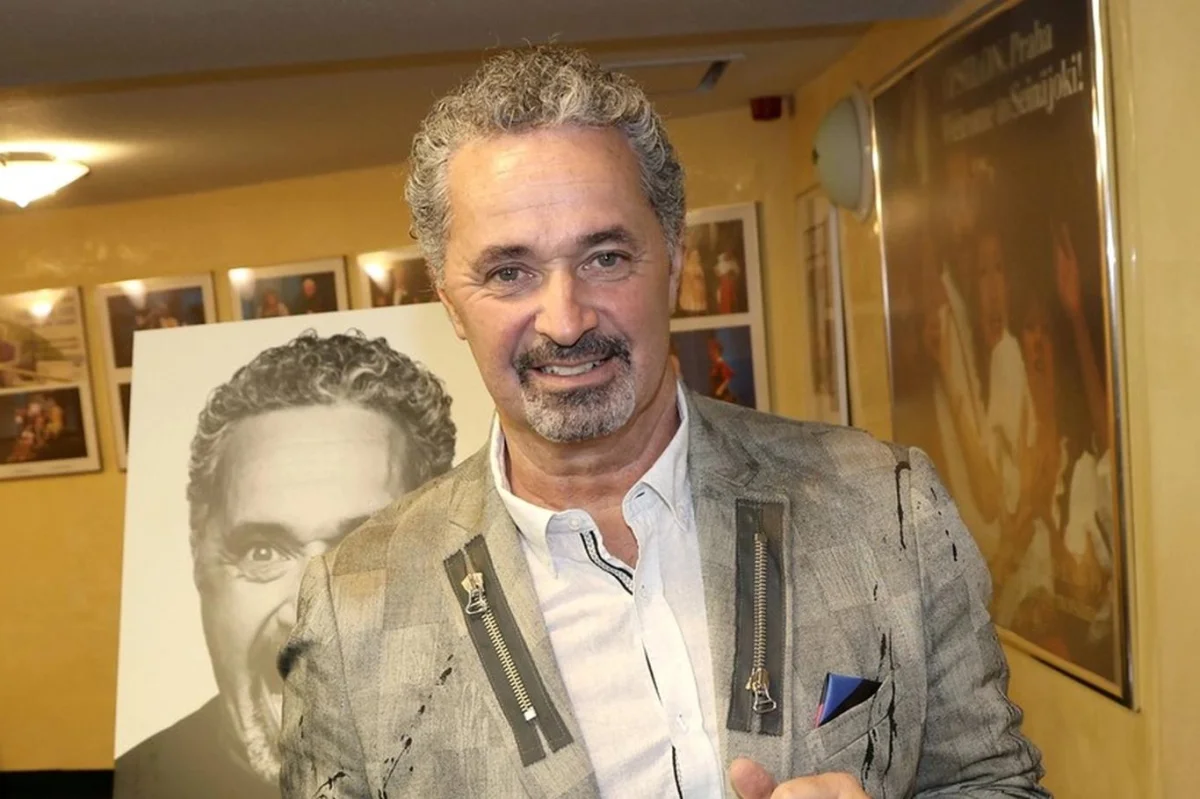 Nečekané Dej­darovo přiznání: Vyrůstal bez rodičů, sestra je dnes právničkou v Londýně, podívejte