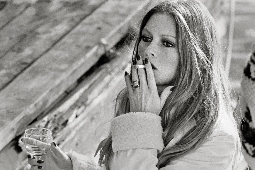 Toužil po ní celý svět. Ona chtěla jen klid. Život Brigitte Bardot za hranou obdivu