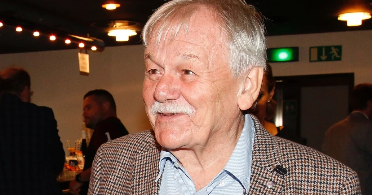 Tajná stránka Karla Šípa: V knize vypráví příběhy, které dosud nespatřily světlo světa. Sbalil i Patrasovou