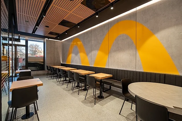 McDonald's putuje po solné stezce. Slaný získává svou první restauraci se zlatými oblouky