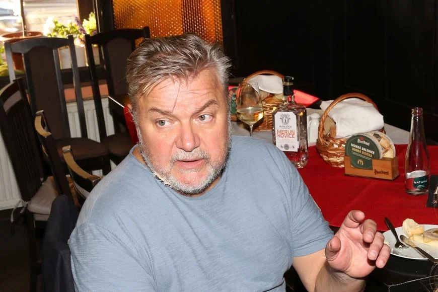 Roman Ondráček léčí své deprese injekcemi toho, co zabilo Matthewa Perryho