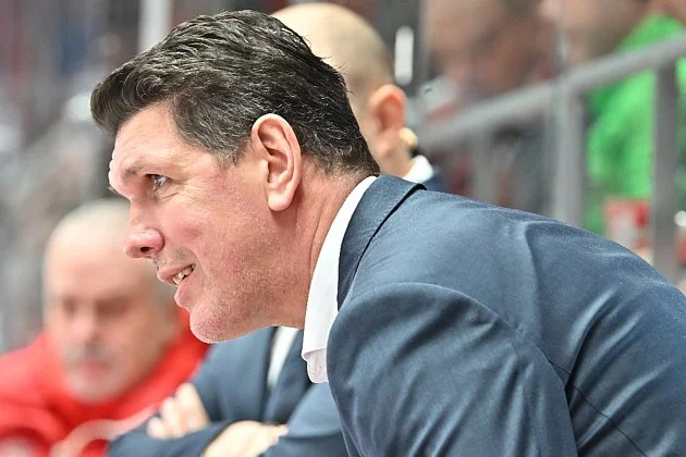 Emotivní loučení s Motákem. Byli jsme překvapení, říká nový trenér Žabka