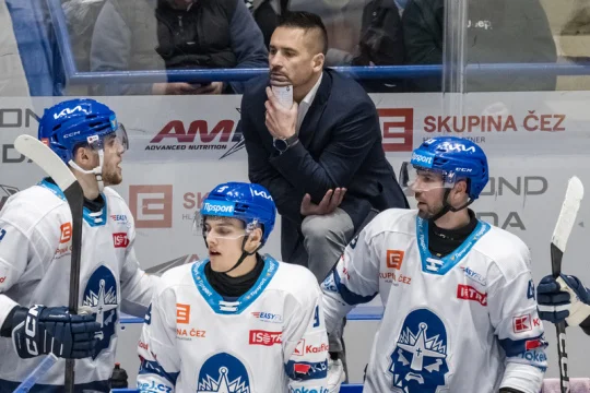 Kouč Plekanec při premiéře zastavil sérii porážek, ocenil předchůdce Čermáka