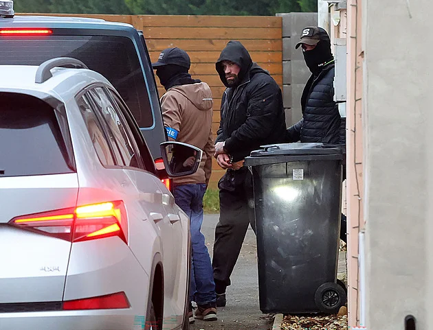 Zásahovkou na Vémolu, příště budou samopalníci zatýkat i kapsáře