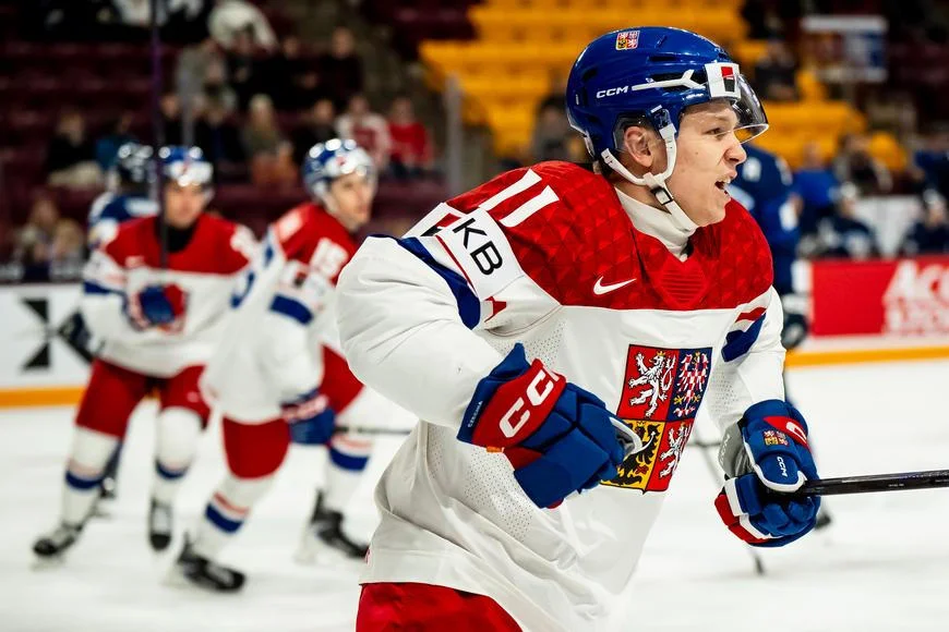 Všechno je naruby. Jsem až překvapený, jak moc dobře naši hrají, říká mistr světa