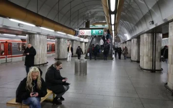 Novinky v pražské MHD: Zákaz převozu elektrokol i vyšší pokuty