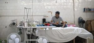 Jak módu „Made in Italy“ převzali Číňané. Vykořisťování je i za značkami jako Gucci