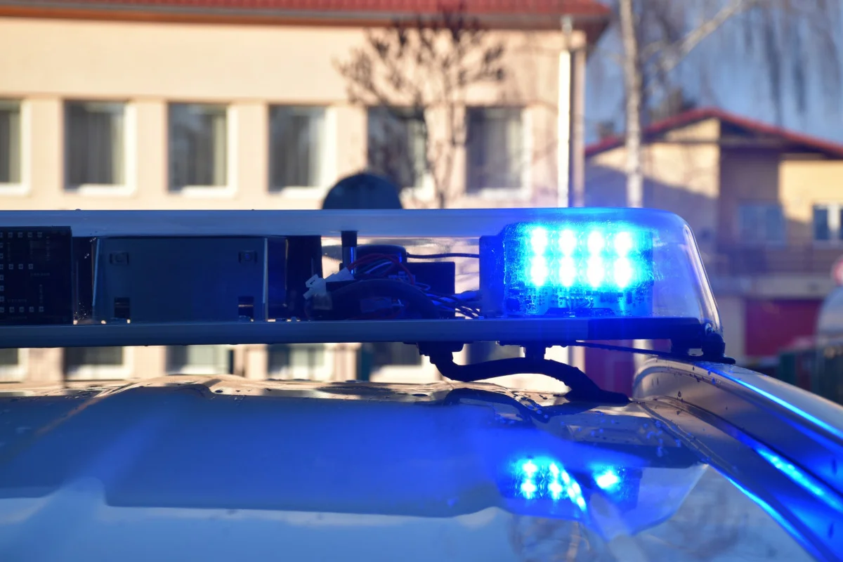 Policistům na Pelhřimovsku chtěl ujet celostátně hledaný řidič chevroletu