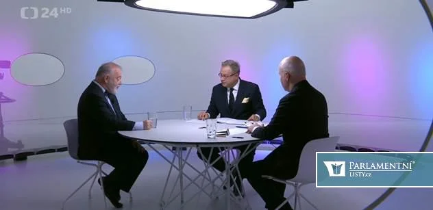 Fischer: Okamura je hybridní hrozba pro Česko