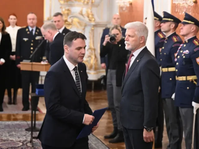 Ministr zahraničí Macinka si předvolá ukrajinského velvyslance, řekla Schillerová