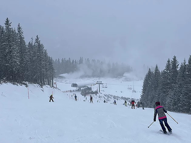 Česko sevře silný mráz, teploty klesnou až k minus 16 stupňům Celsia