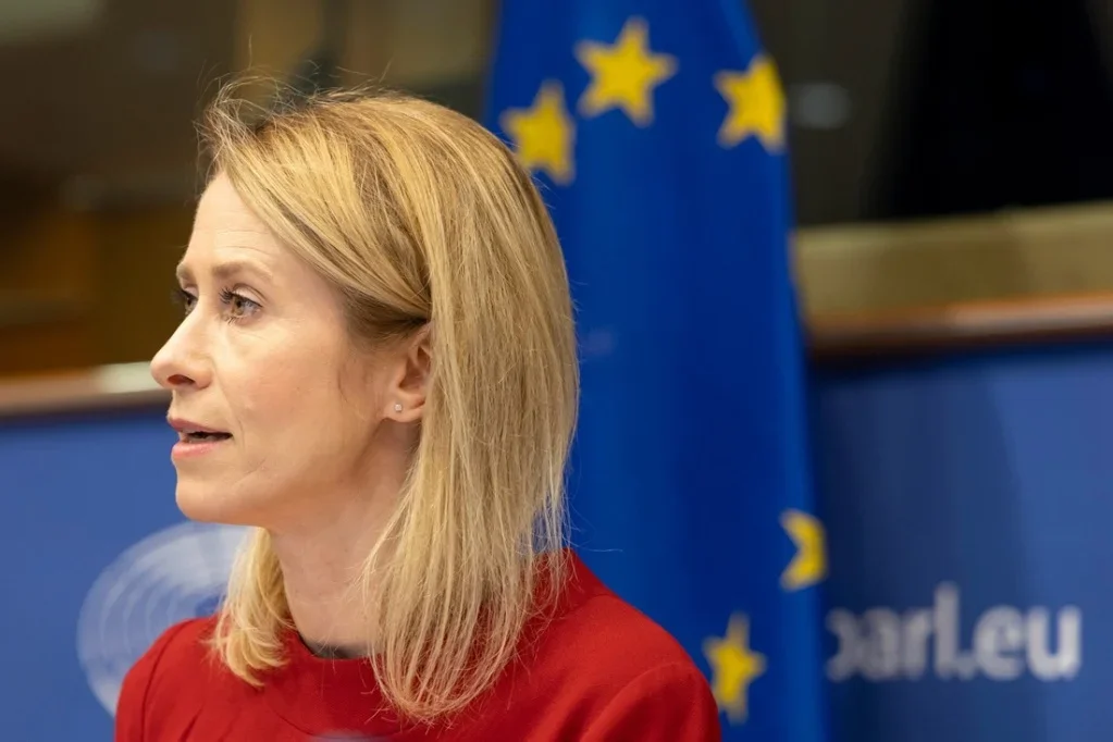 Únos, nebo spravedlnost? Evropa je v reakci na Trumpův útok na Madura rozpolcená