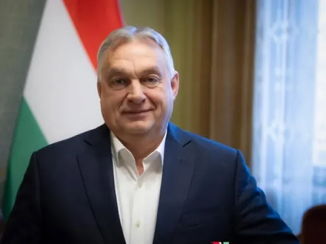 Orbán: Starý svět skončil, nastává éra národu. Z EU není třeba vystupovat, rozpadne se to samo
