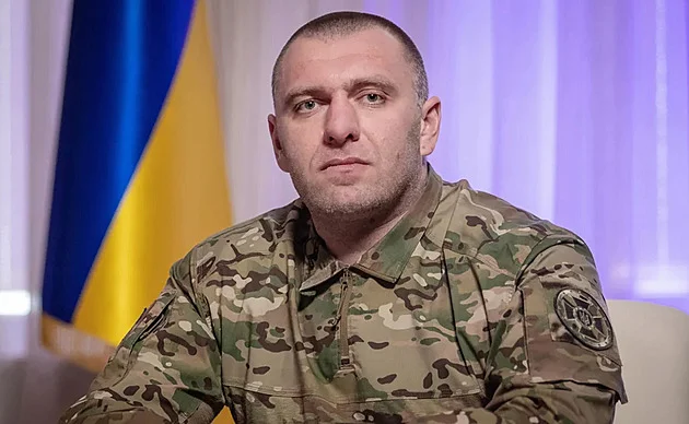 Rošáda v Kyjevě. Mírová jednání přebírá nový sekáč, vystřídá po válce Zelenského?