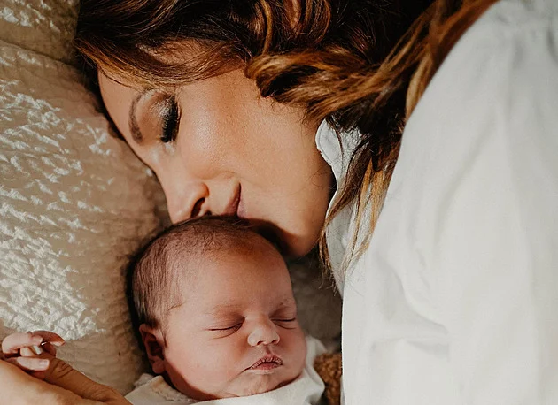 Olga Lounová je dvojnásobnou maminkou. Dceru rodila během úplňku