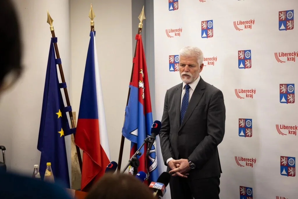 Prezident Pavel bude s Babišem a ministry řešit munici pro Ukrajinu. Dorazí na bezpečnostní radu