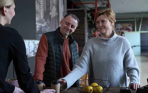 Radek Holub: V Místě zločinu drsňák, doma pyšný táta! S Hrzánovou mají tohoto šviháka