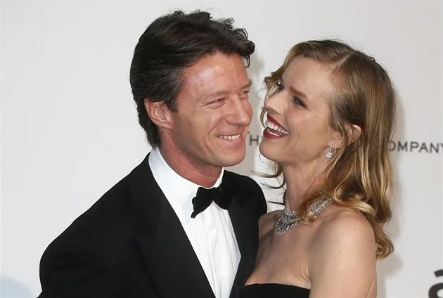 Slavné Češky a bohatí muži: 15 žen, které našly přístav jistoty