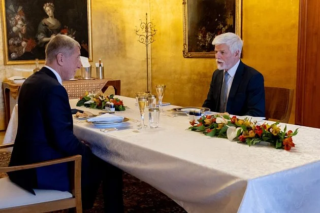 Spor o jmenování Turka ministrem? Před Ústavní soud nepatří, tvrdí právníci