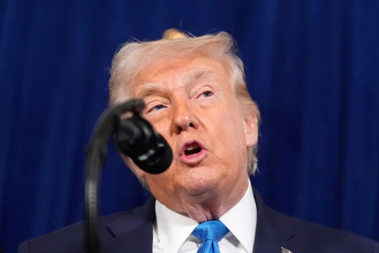 Trump zpochybnil soudržnost NATO a zkritizoval Norsko, že nedostal Nobelovu cenu