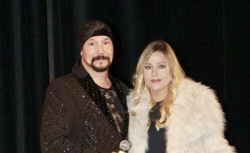 Po manželce v plavkách se ukázal i Bohuš Matuš bez trička. Z Egypta sdílel svou mužnou hruď