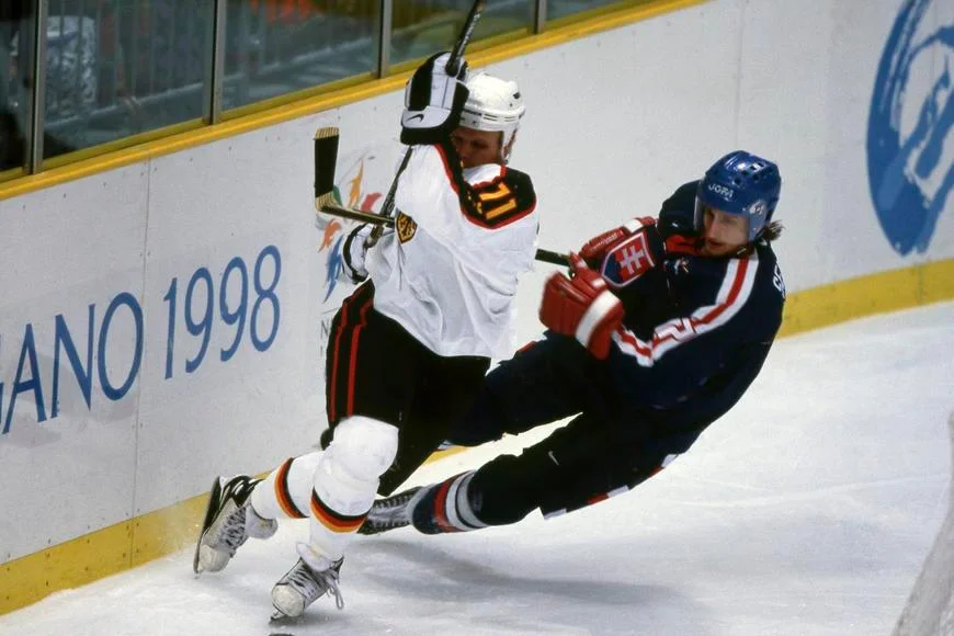 Nagano jako noční můra. Bača vypadal, že umře, a hvězdy byly na tribuně za "blbce"