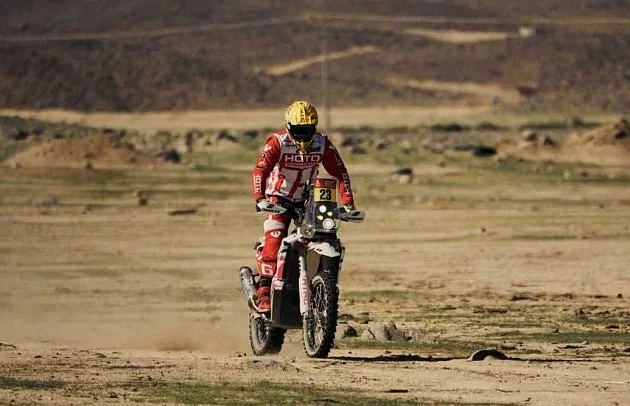 Rychlý konec na Dakaru. Motocyklista Michek končí opět ve 4. etapě