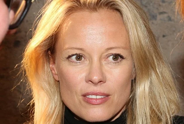 Křehká princezna i divoká šelma. Linda Rybová po padesátce obrací list