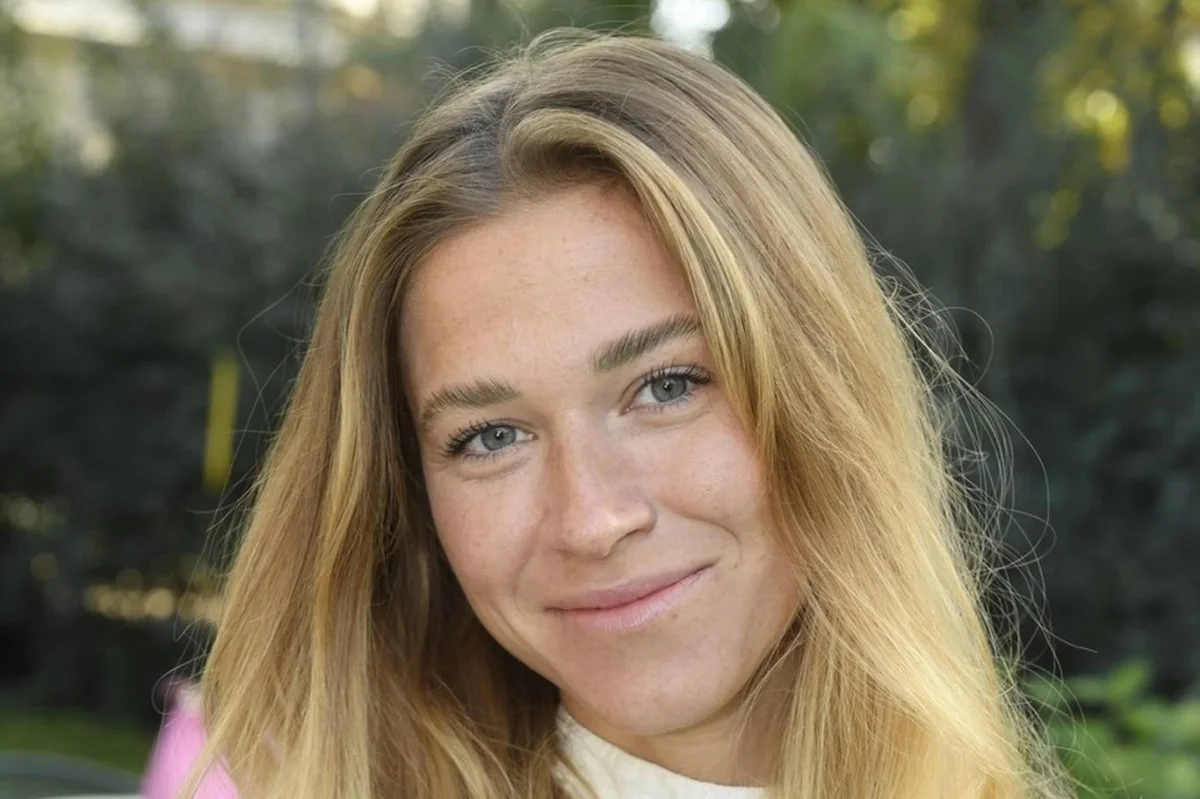 Je Veronika Kopřivová zase sama? Nevyšel jí vztah s Jágrem ani s bachelorem, v dětství si prošla peklem