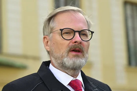 Obnovení konzultací se SR podle Fialy dokládá posun ČR na východ