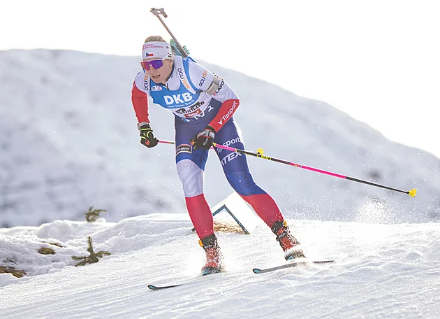 Biatlon ONLINE: Ženy poběží v Oberhofu sprint. Jak vstoupí do nového roku Češky?