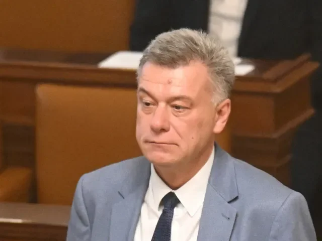 Blažek má vzkaz pro opozici: Sebedojímací fráze a morální floskule nestačí, je třeba dělat politiku