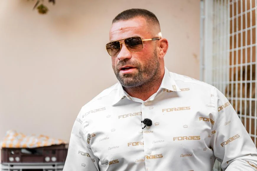 Policie v kauze Vémoly obvinila další dva lidi, celkem je stíhaných pět lidí