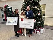 Strom Radosti v Palladiu vykouzlil úsměv na tvářích všech 300 dětí