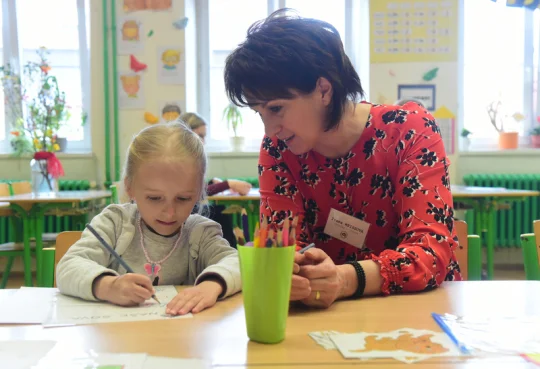 K zápisům do ZŠ přijde podle MŠMT odhadem 140.500 dětí, míň než loni