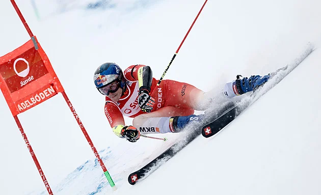 Odermatt útočí na páté vítězství v obřím slalomu v Adelbodenu za sebou