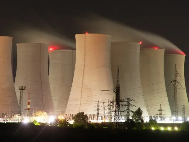 Slovensko podepíše s USA dohodu o jádru, Američané mají v Bohunicích postavit nový blok